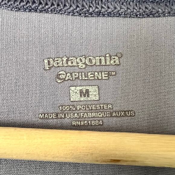 Patagonia Cropped Capilene Baselayer Tee Ice Blue Print Medium USA Made Shirt - Picture 3 of 3